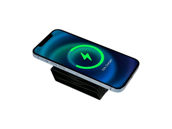 Powti — 3-in-1 Foldable Wireless Charger - Image 3